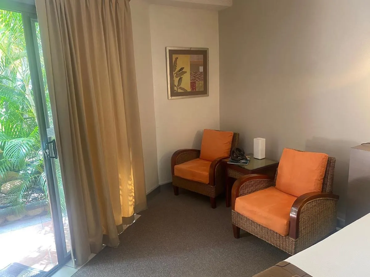 Waters Edge Townsville Apartment